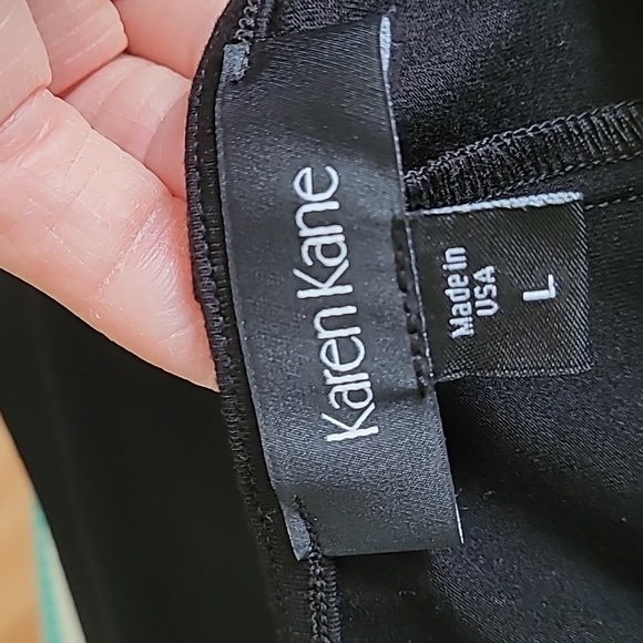 Karen Kane NWT BLACK Faux wrap midi dress. Size Large - Picture 8 of 10